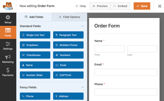 WPForms lädt den Form Builder mit einem einfachen Bestellformular vor