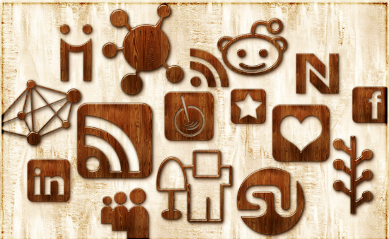 Social-Networking-Symbole aus Holz