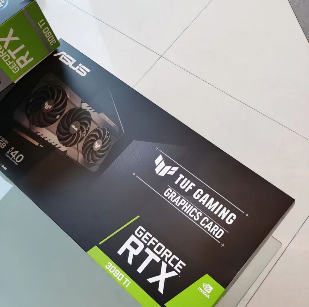 Durchgesickertes Bild der Nvidia RTX 3090 Ti, hergestellt von TUF Gaming