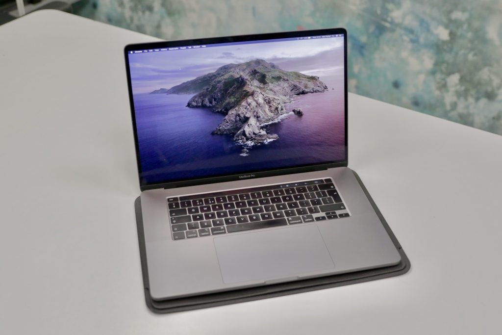 MacBook Pro 16: iMac 2021 vs. MacBook Pro