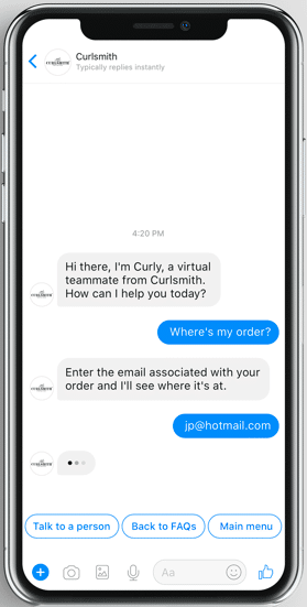 Screenshot des Chats mit einem KI-Chatbot im Messenger