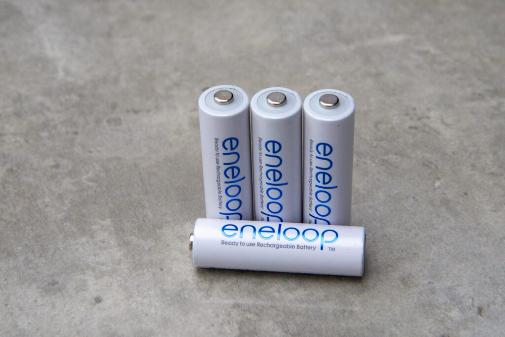 Eneloop AA eine Batterie liegend