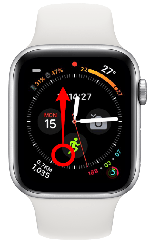 Wischen Sie auf Ihrer Apple Watch von Ihrem Zifferblatt nach oben, um das Kontrollzentrum zu öffnen.
