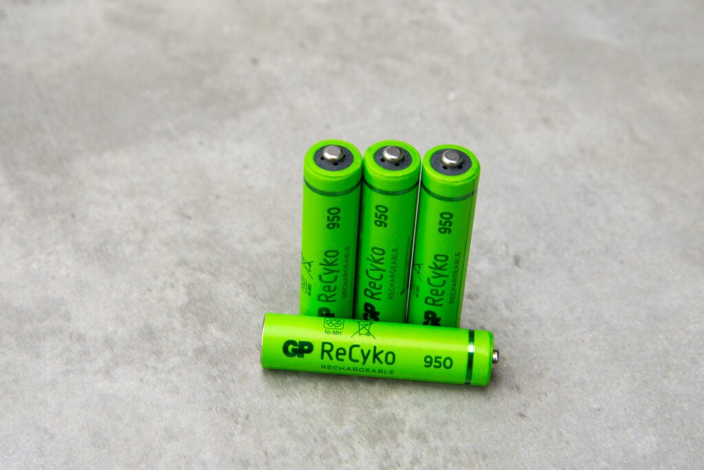 GP ReCyko 950mAh AAA eine Batterie liegend