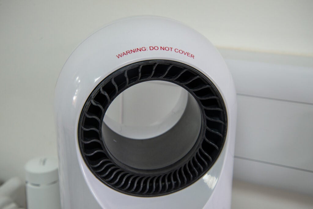 TCP Smart Wifi Portable Bladeless Ceramic Heater & Cooling Fan Lüfterauslass