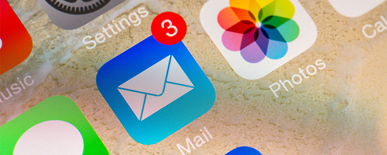 So verschieben Sie E-Mails auf Ihrem iPhone in den Junk-Ordner