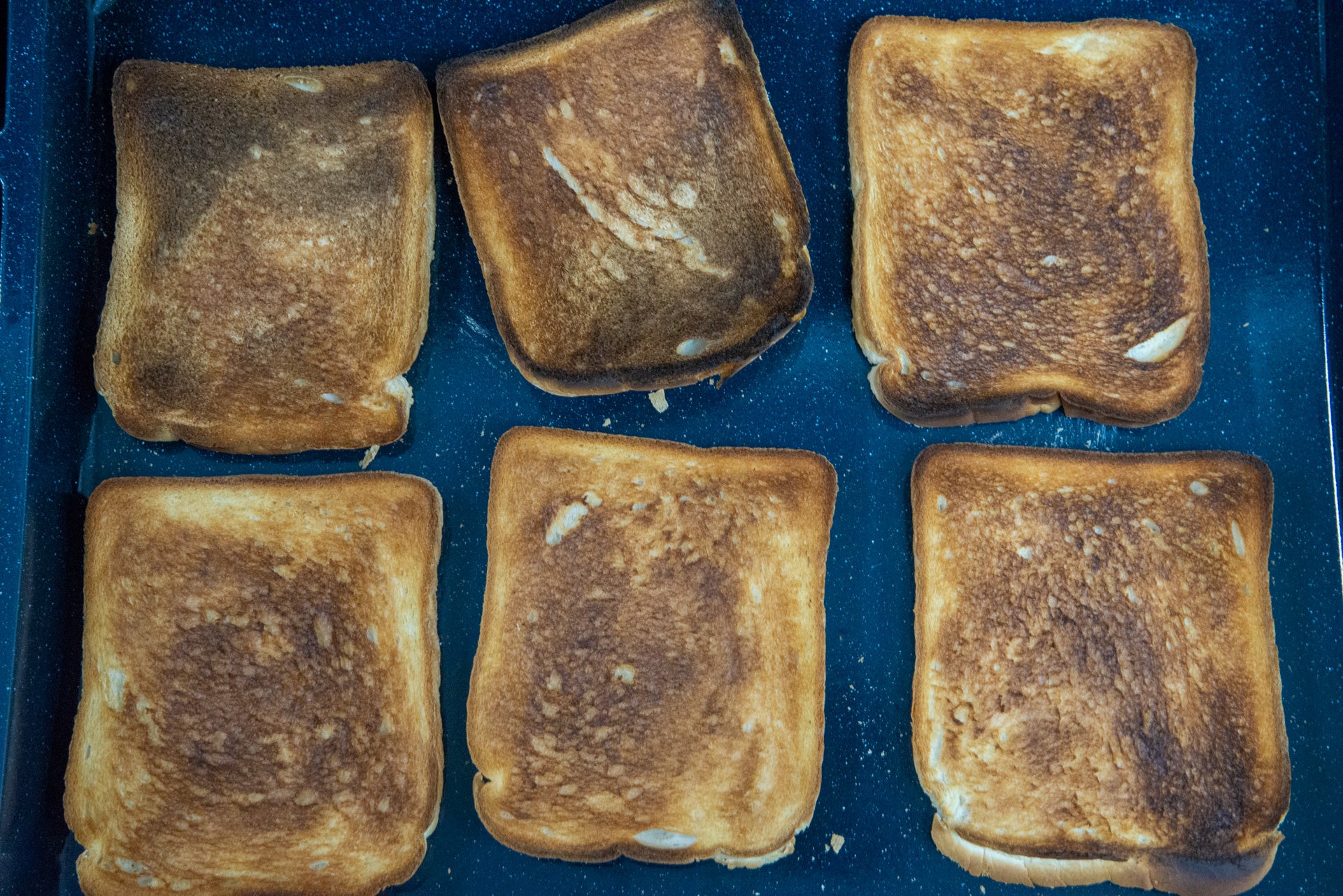 Samsung Maßgeschneiderter Ofen der Serie 6 NV7B6685AAN/U4 mit Dual Cook Toast