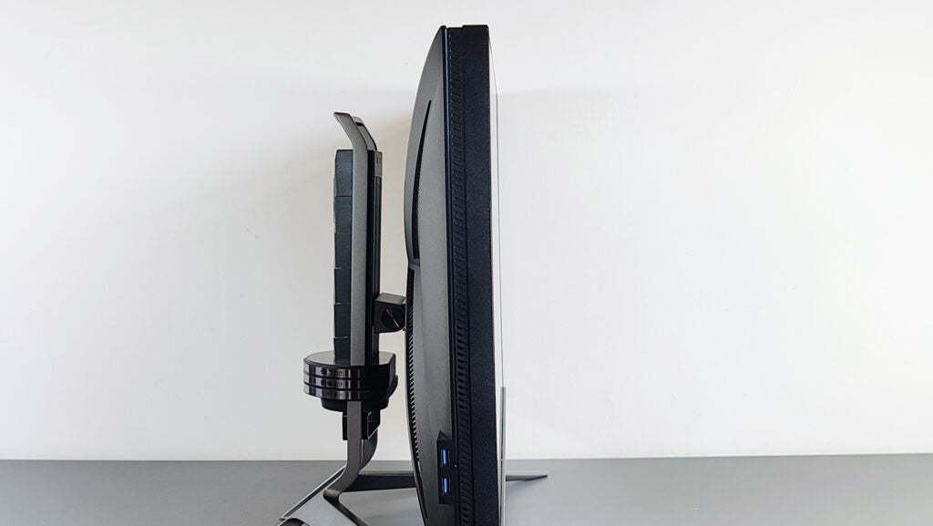 Seitenansicht - Acer Predator X32