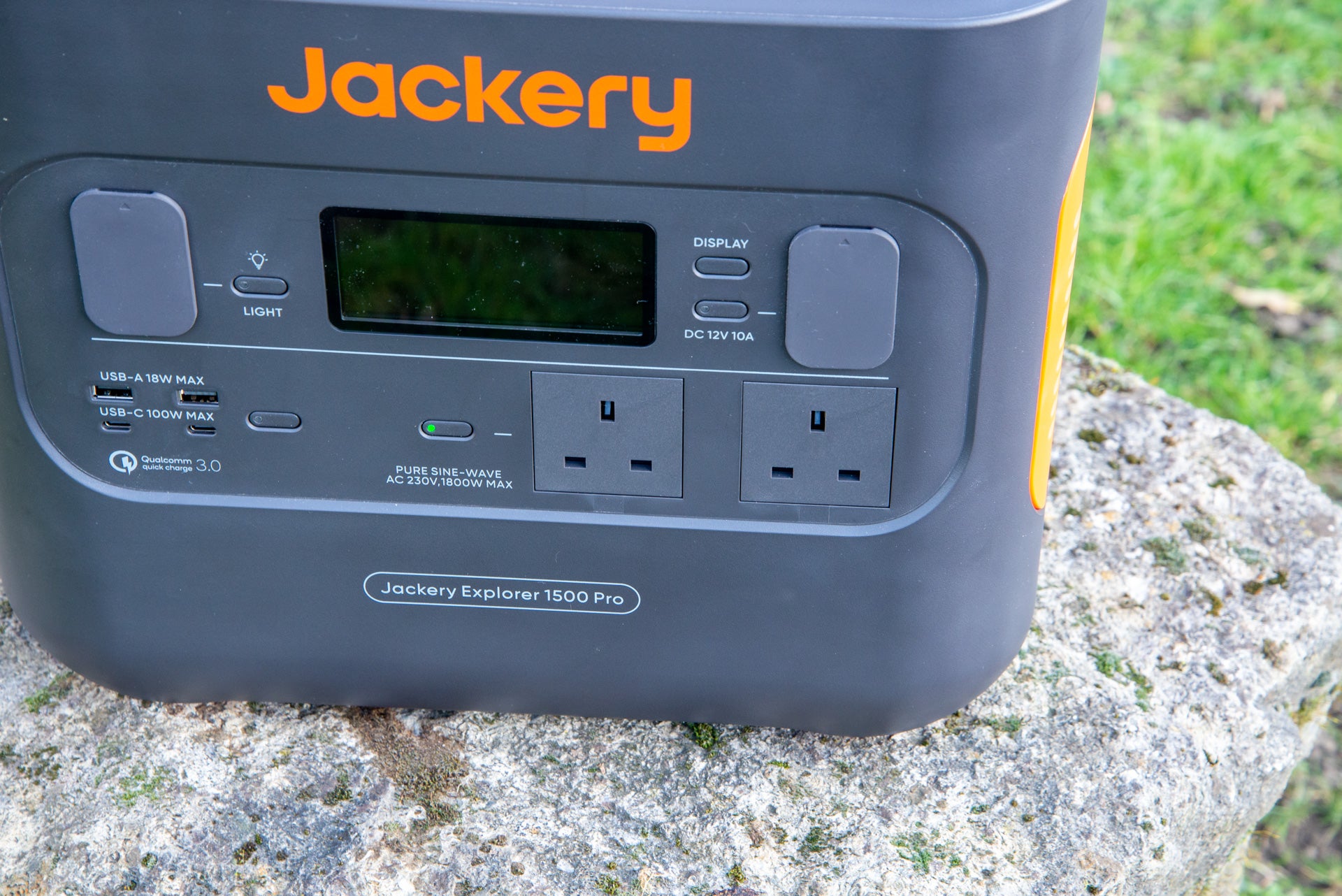 Jackery Explorer 1500 Pro UK-Stecker