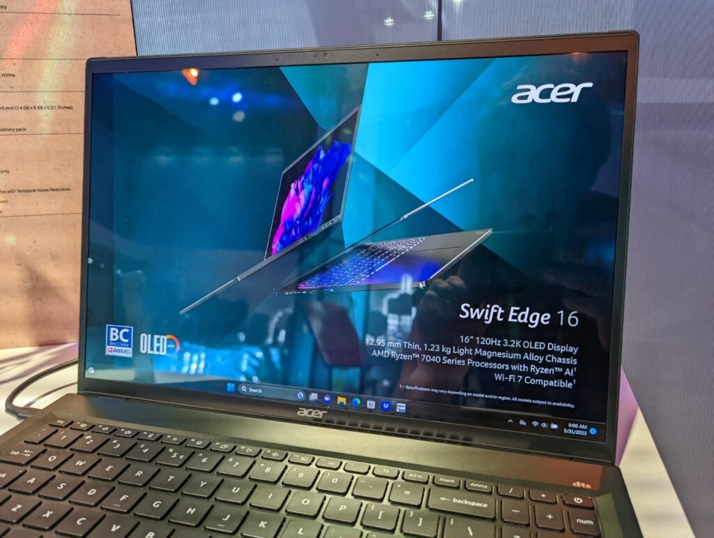 Bildschirm des Acer Swift Edge 16