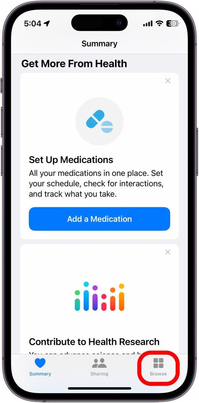 Screenshot der iPhone-Gesundheits-App mit rot eingekreister Registerkarte „Durchsuchen“.