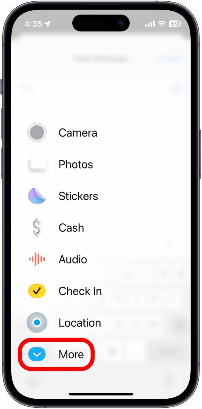 Liste der Imessage-Apps für das iPhone mit rot eingekreister Schaltfläche „Mehr“.