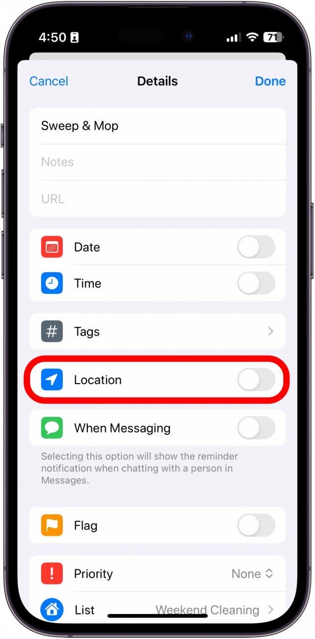 iPhone-Erinnerungsdetails mit rot eingekreister Standortumschaltung