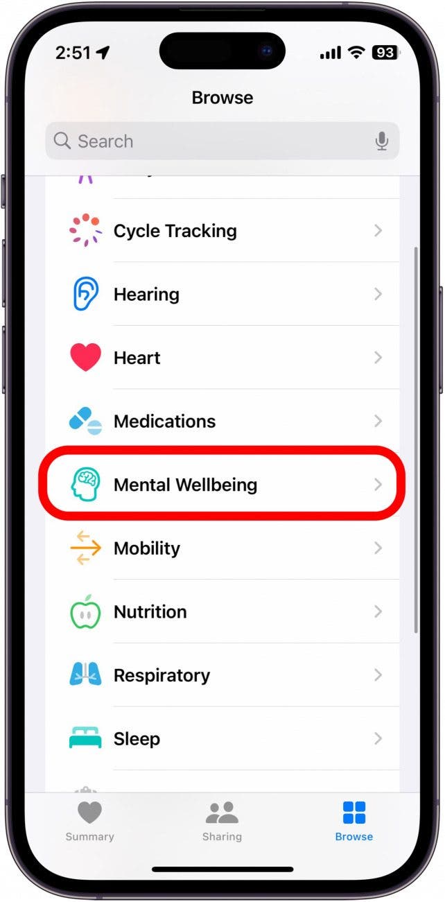 Gesundheits-App mit rot eingekreister Option für psychisches Wohlbefinden