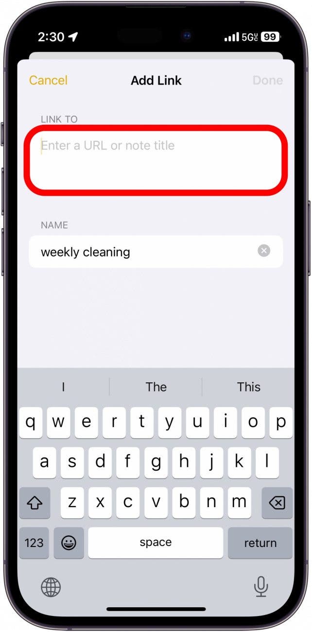 iPhone-Notizen: Linkmenü mit rotem Kreis um das Texteingabefeld hinzufügen