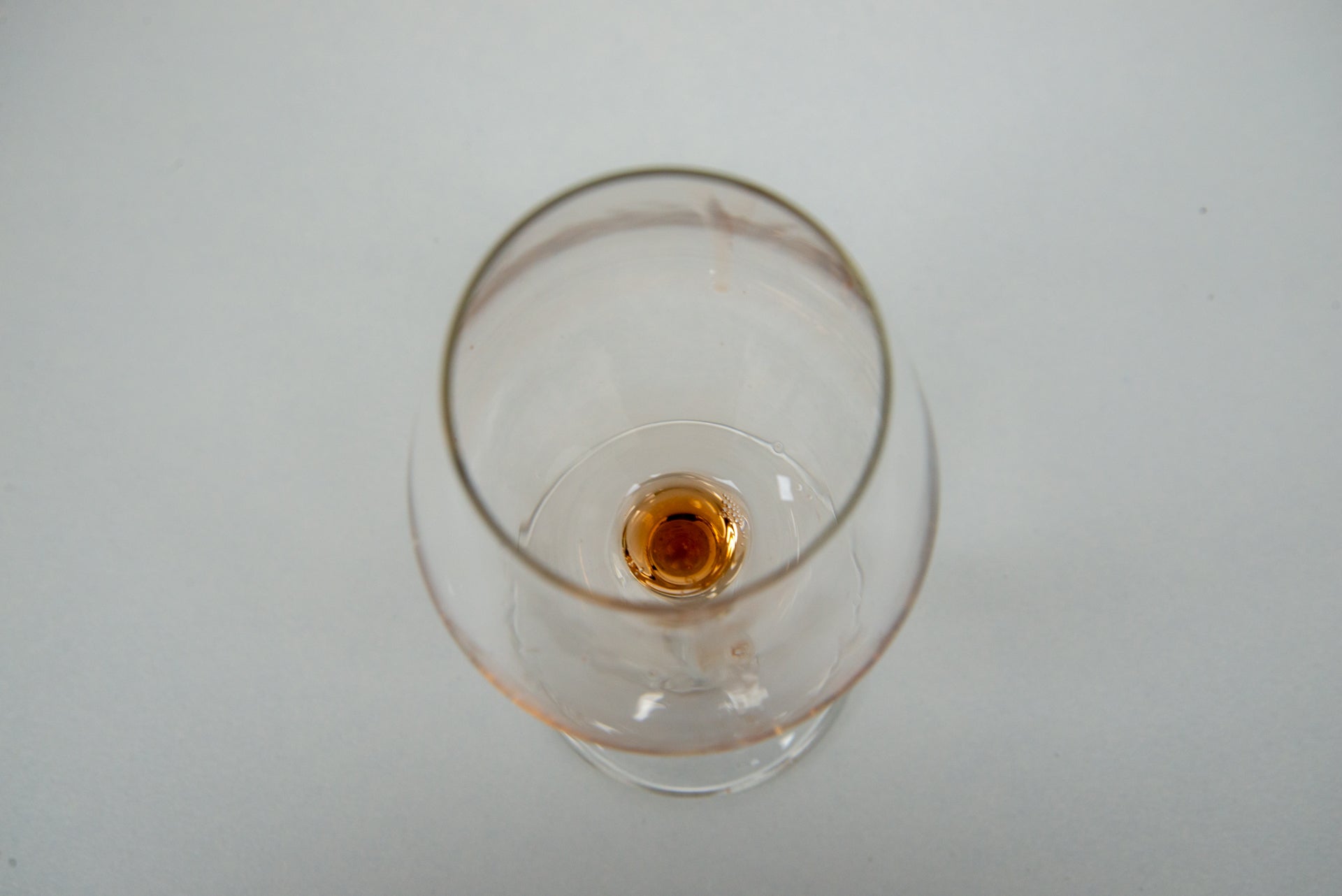 Miele G5310SC Weinglas verschmutzt
