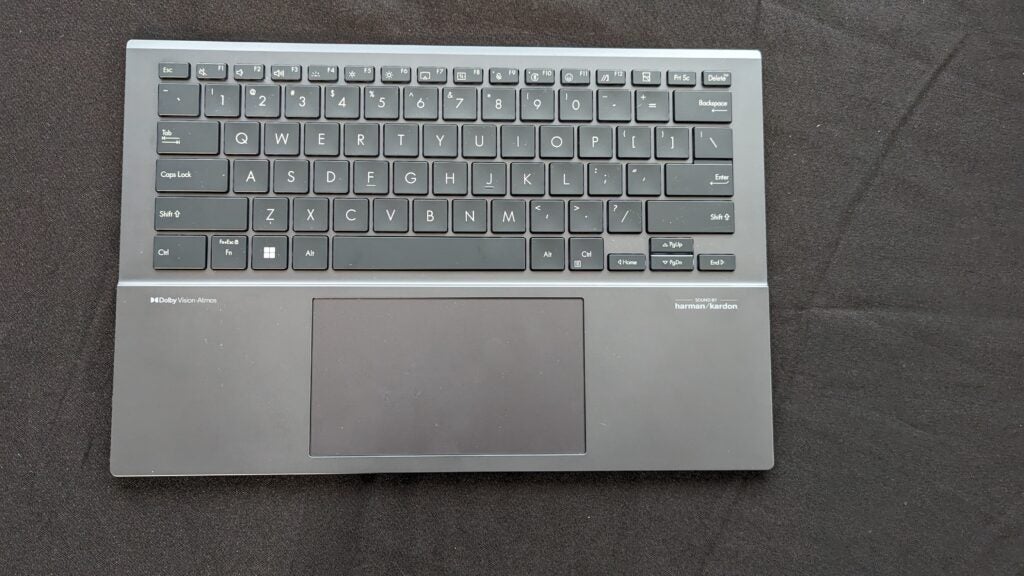 Asus ZenBook Duo (2024) Tastatur