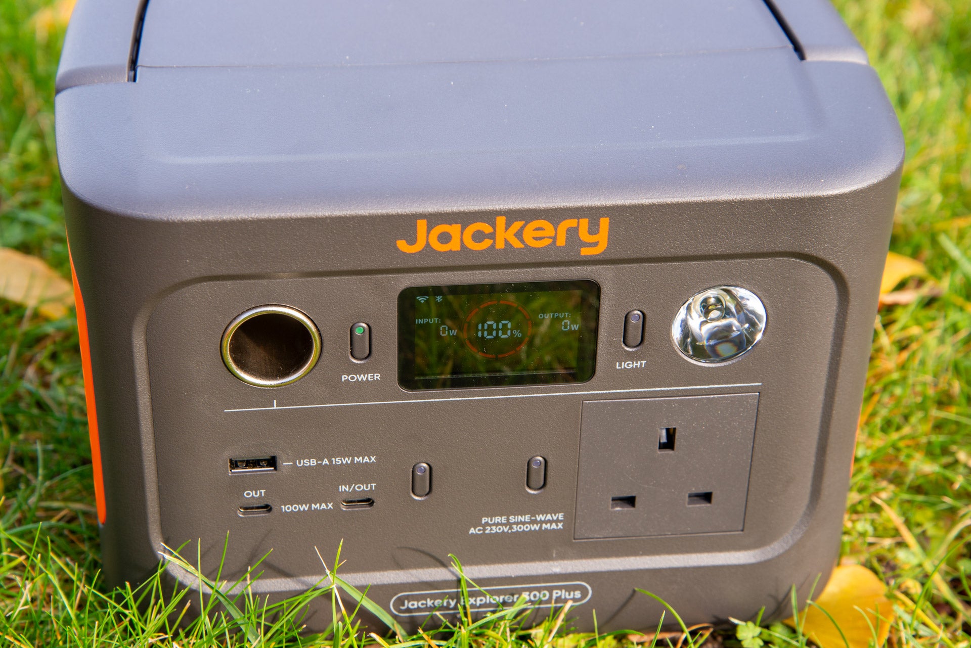 Jackery Explorer 300 Plus-Display
