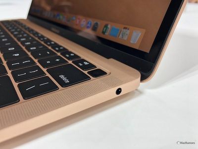 Berühren Sie die ID-Taste auf dem MacBook Air