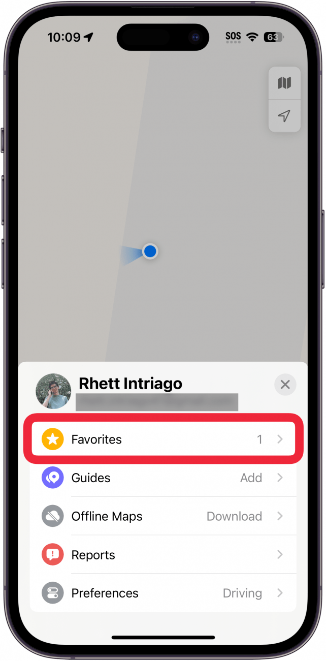 iPhone-Karten-App mit rot eingekreisten Favoriten