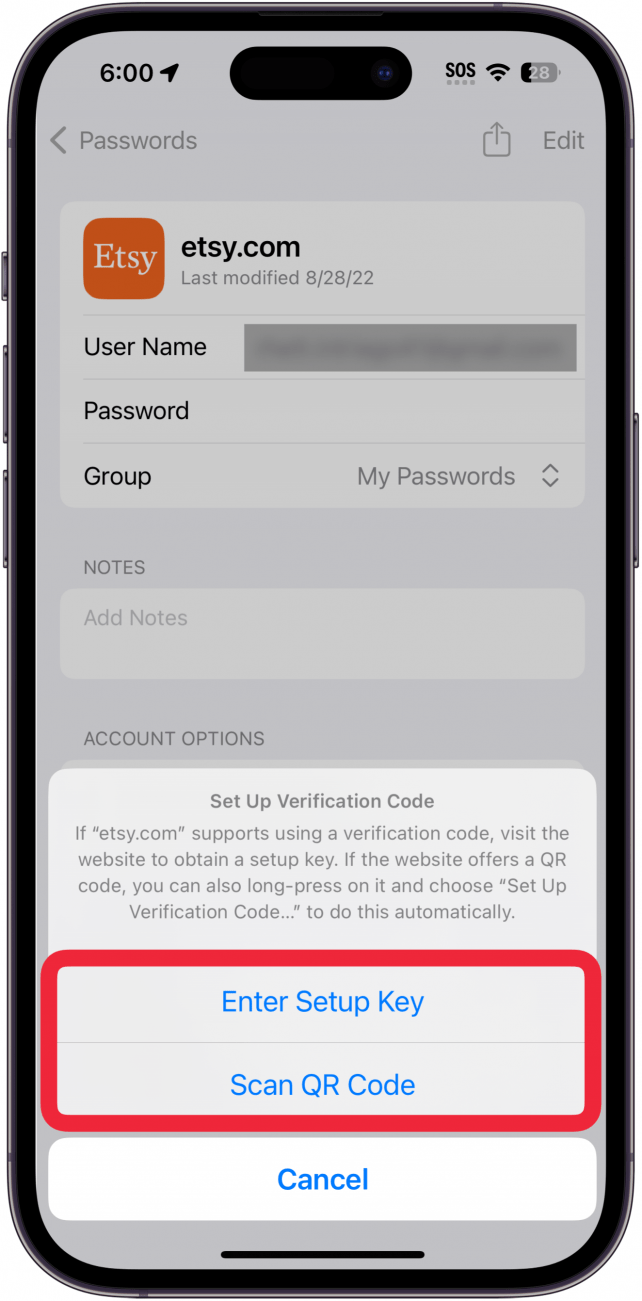 iPhone-Passwortbildschirm mit Etsy-Kontoinformationen und den rot eingekreisten Schaltflächen „Einrichtungsschlüssel eingeben“ oder „QR-Code scannen“.
