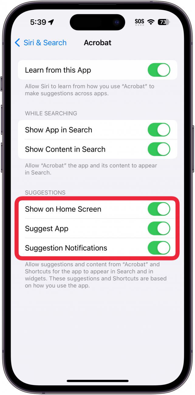 Siri- und Sucheinstellungen für Adobe Acrobat mit einem roten Kästchen um die Schalter für Vorschläge