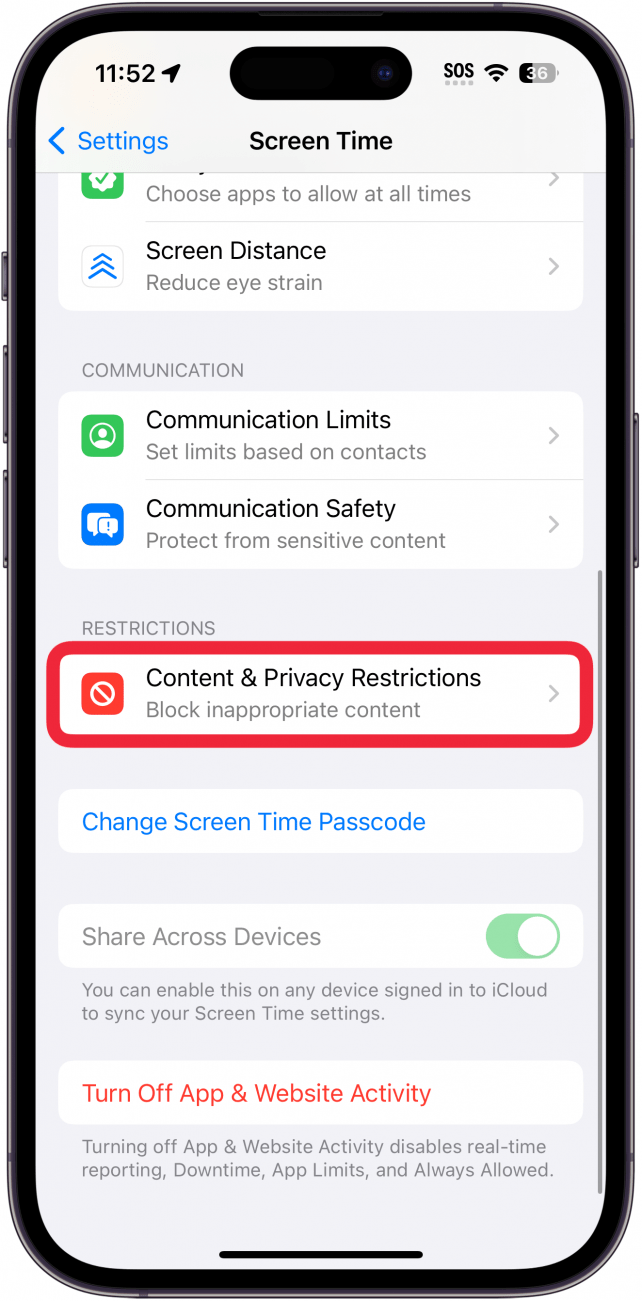 iPhone-Bildschirmzeiteinstellungen mit einem roten Kästchen um Inhalts- und Datenschutzbeschränkungen