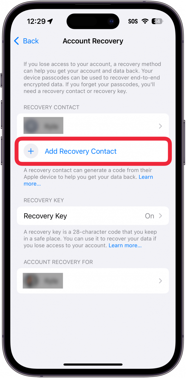 Wiederherstellungseinstellungen für das iPhone-Apple-ID-Konto mit einem roten Kästchen um die Schaltfläche „Wiederherstellungskontakt hinzufügen“.