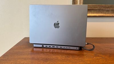 Satechi Dock-Ständer MacBook hinten
